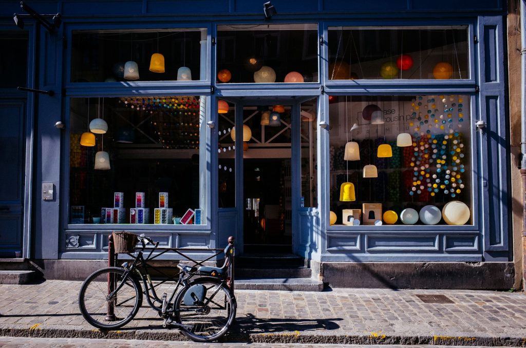 Brick-and-Mortar Stores: Types, Pros and Cons