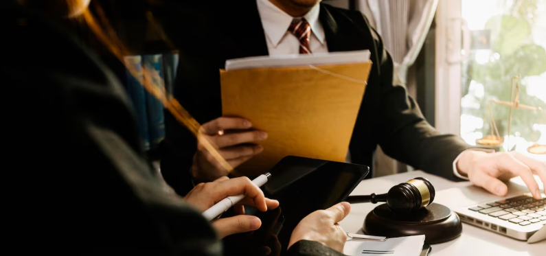 Navigating Legal Challenges During Small Business Restructuring (SBR)